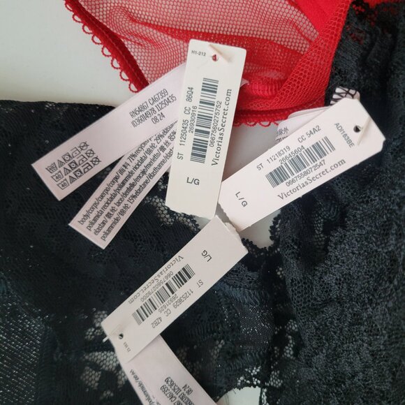 Victoria's Secret Lace Cheeky & Hipster Panties & Thong Lot of 3 Red & Black NWT - Picture 8 of 8
